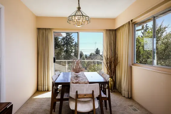 439 East 19th Street, North Vancouver For Sale - image 4