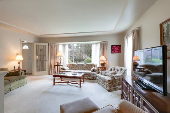 Living Room - 1136 West 22nd Street, North Vancouver  