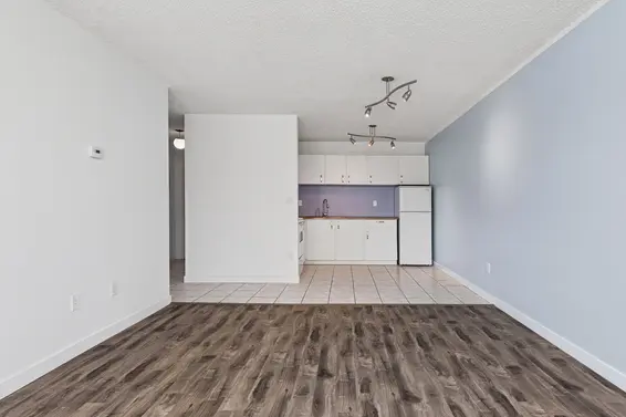304 145 St. Georges Avenue, North Vancouver For Sale - image 8