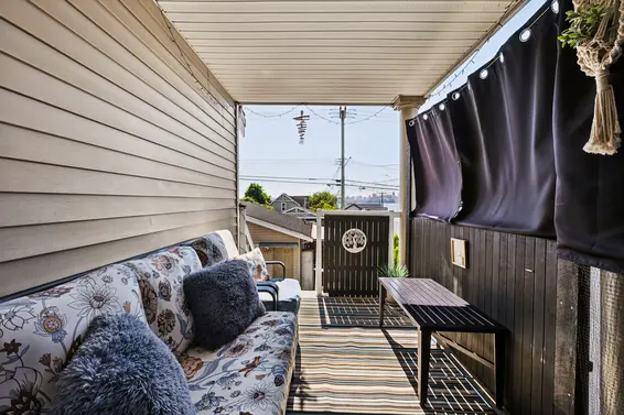 407 East 1st Street, North Vancouver For Sale - image 5