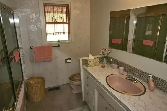 Master Ensuite  