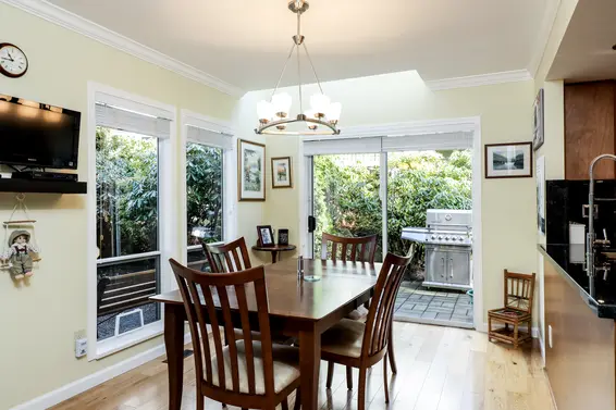 Eating Area - 5-1001 Northlands Drive  