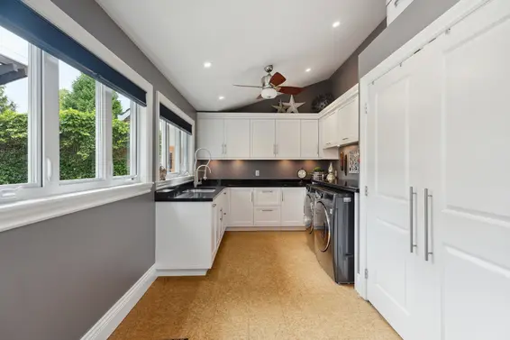 4081 Ruby Avenue, North Vancouver For Sale - image 15