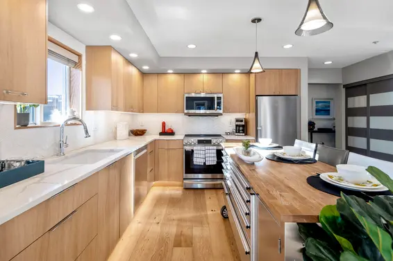 406 108 West Esplanade, North Vancouver For Sale - image 11