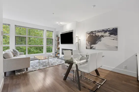 406 3606 Aldercrest Drive, North Vancouver For Sale - image 2