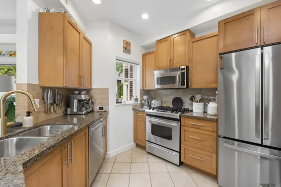9 3175 Baird Road, North Vancouver For Sale - image 16