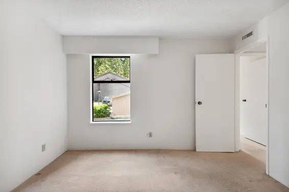 2030 Purcell Way, North Vancouver For Sale - image 15