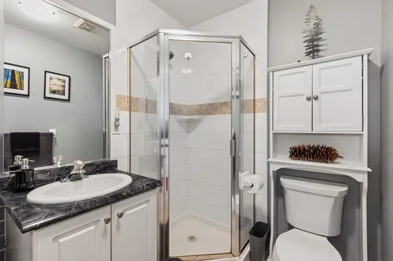407 East 1st Street, North Vancouver For Sale - image 23