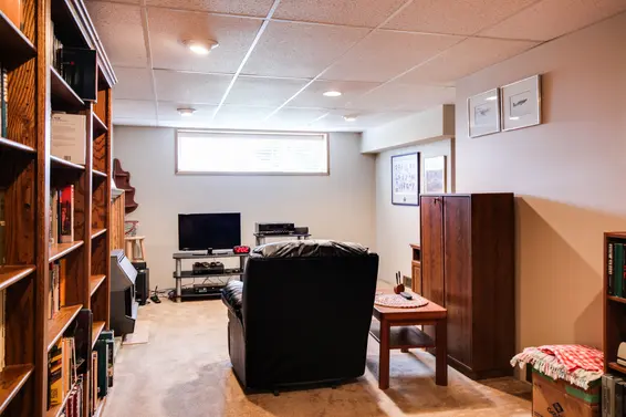 202 West 27th Street, North Vancouver For Sale - image 14