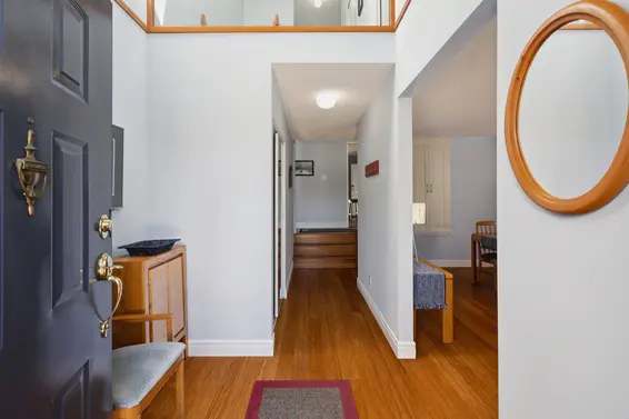 1518 Mahon Avenue, North Vancouver For Sale - image 2