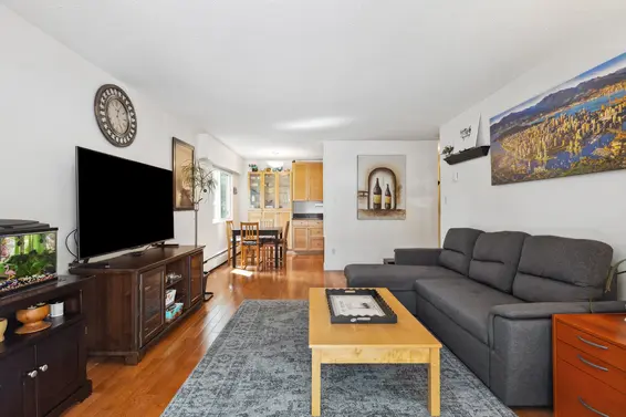 111 211 West 3rd Street, North Vancouver For Sale - image 4