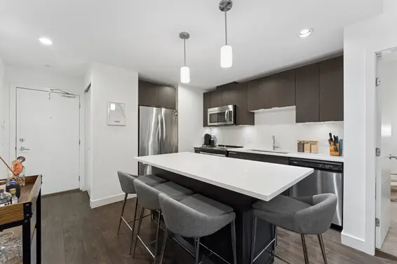 123 723 West 3rd Street, North Vancouver For Sale - image 1