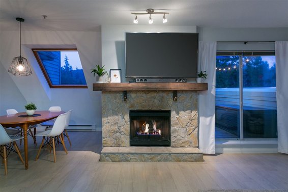 607 1050 Bowron Court, North Vancouver