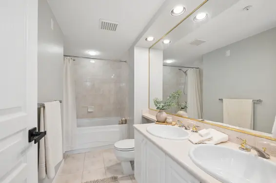 201 1140 Strathaven Drive, North Vancouver For Sale - image 20