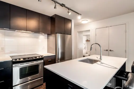Kitchen, 310-1677 Lloyd Avenue, North Vancouver  