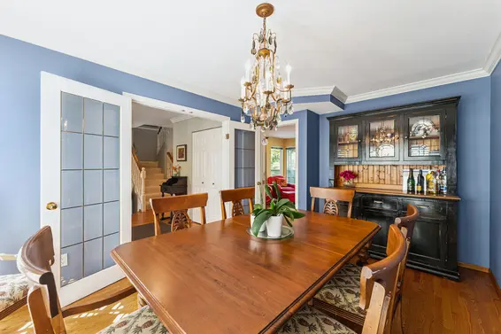 308 West 15th Street, North Vancouver For Sale - image 9