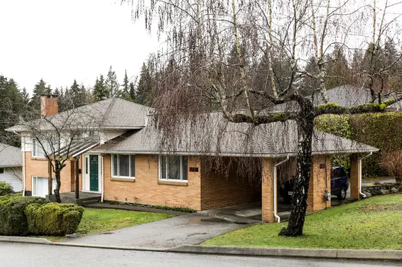 Front - 3715 Norwood Avenue, North Vancouver  