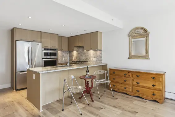 208 150 West 15th Street, North Vancouver For Sale - image 1