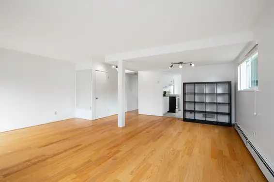 801-555 W 28th Street, North Vancouver - Living room 4  