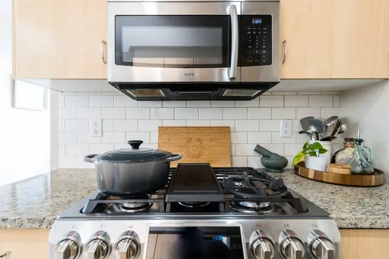 302 120 West 16th Street, North Vancouver For Sale - image 15