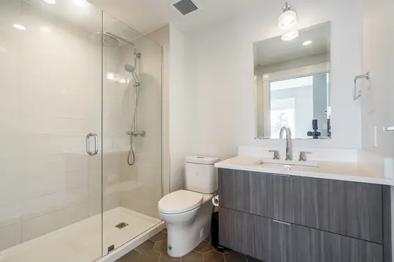 211 1496 Charlotte Road, North Vancouver For Sale - image 17