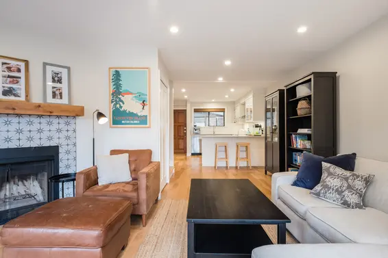 2 2151 Banbury Road, North Vancouver For Sale - image 7