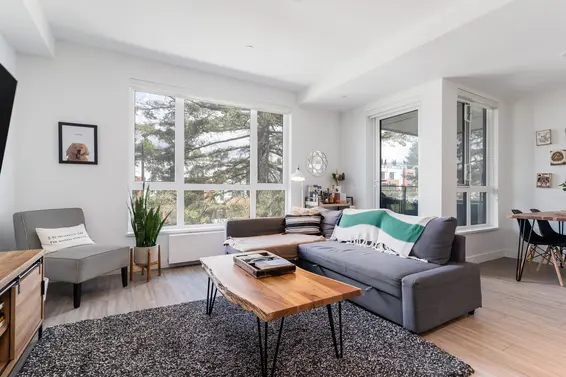 311 707 East 3rd Street, North Vancouver For Sale - image 3