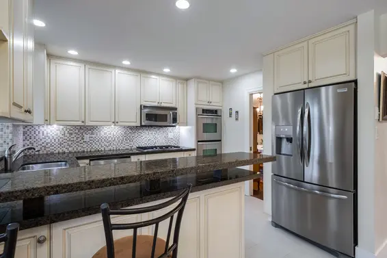 2316 Ennerdale Road, North Vancouver For Sale - image 11