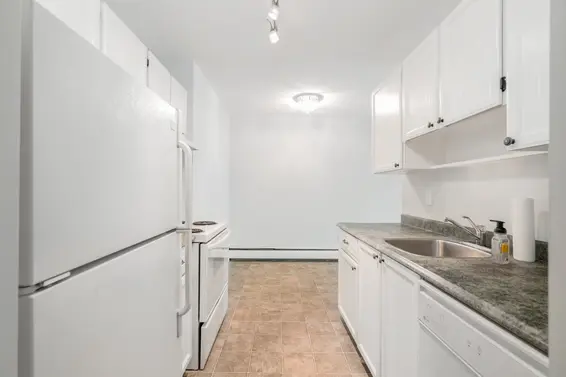 206 131 West 4th Street, North Vancouver For Sale - image 12