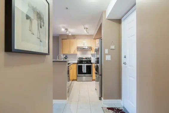 208 345 Lonsdale Avenue, North Vancouver For Sale - image 11