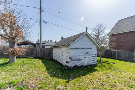 535 East 13th Street, North Vancouver For Sale - image 38