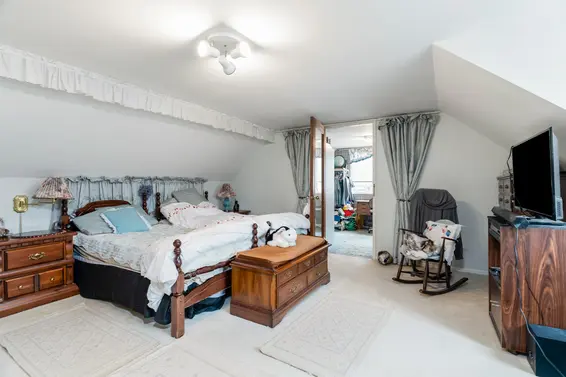 1265 Emerson Way, North Vancouver For Sale - image 27
