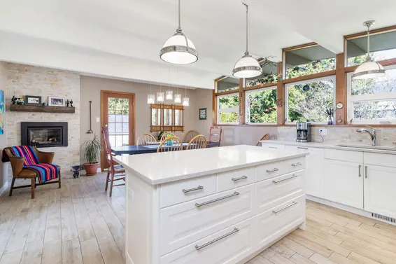 408 West St James Road, North Vancouver For Sale - image 16