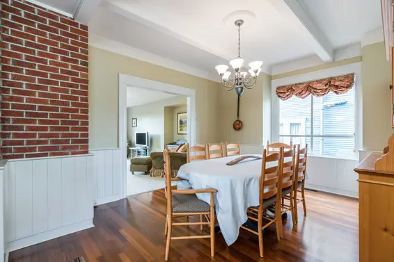 424 East Keith Road, North Vancouver For Sale - image 13