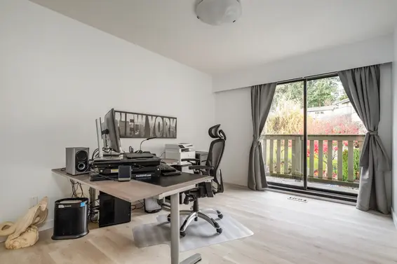 1074 Lillooet Road, North Vancouver For Sale - image 18
