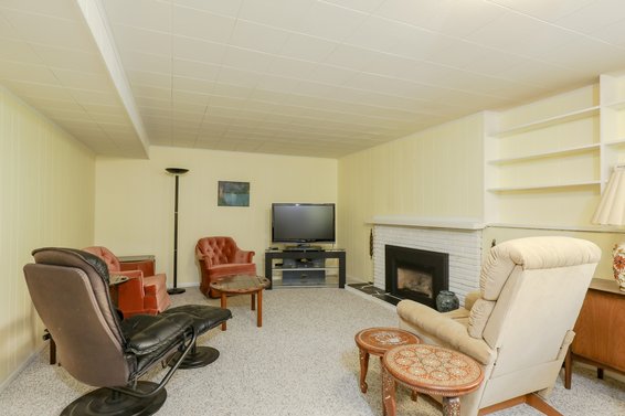 Recreation Room - 935 Beaconsfield Road, North Vancouver