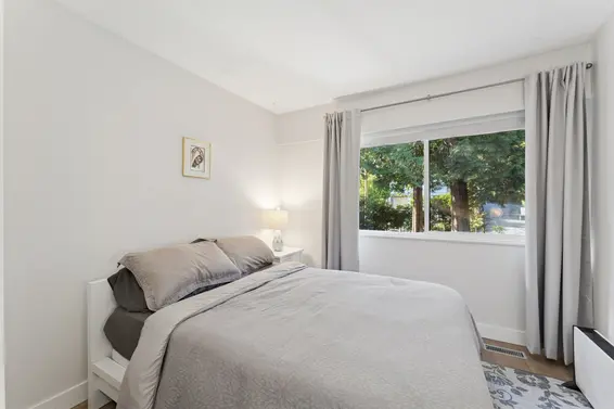 2060 Deep Cove Crescent, North Vancouver For Sale - image 14