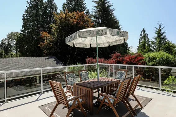 Deck - 1391 Coleman Street  