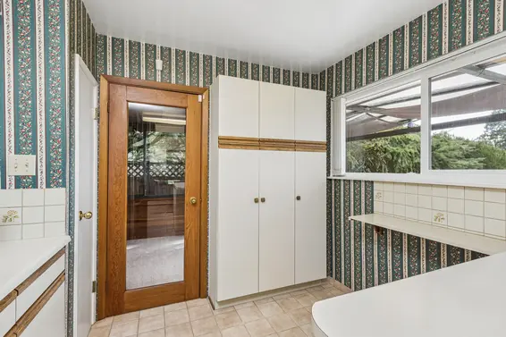 702 Winona Avenue, North Vancouver For Sale - image 15