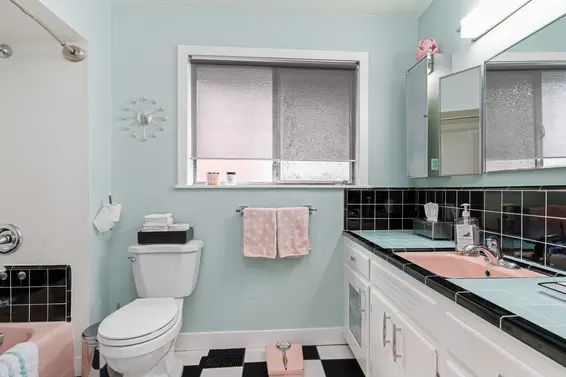 849 East 5th Street, North Vancouver For Sale - image 27
