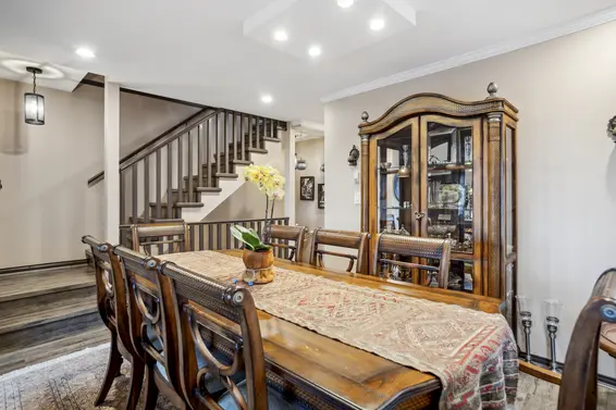 302 East 6th Street, North Vancouver For Sale - image 7
