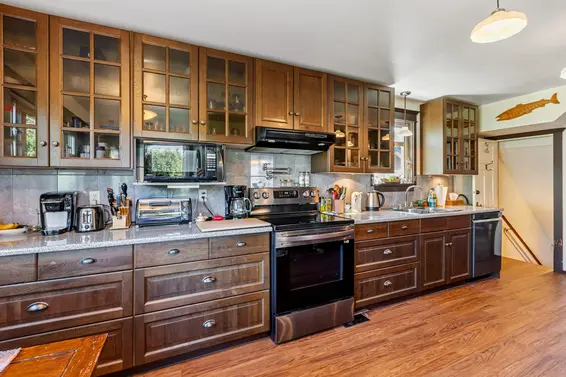 234 West Windsor Road, North Vancouver For Sale - image 18