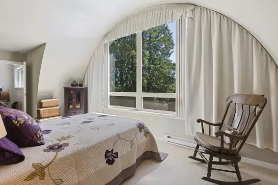303 3750 Edgemont Boulevard, North Vancouver For Sale - image 17