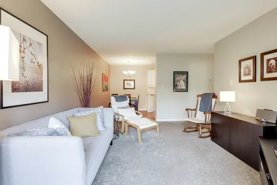 302 330 East 1st Street, North Vancouver For Sale - image 2