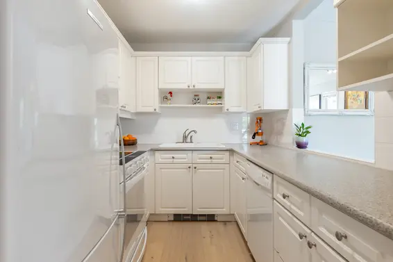 201 1523 Bowser Avenue, North Vancouver For Sale - image 10
