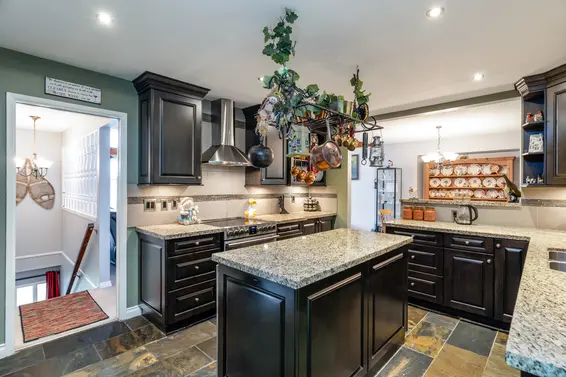 3571 Sykes Road, North Vancouver For Sale - image 13