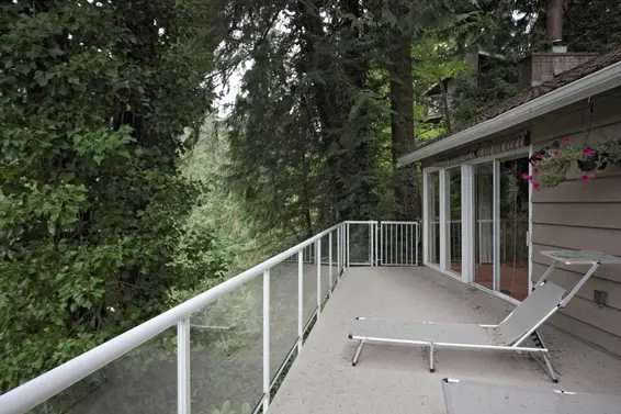 Deck  