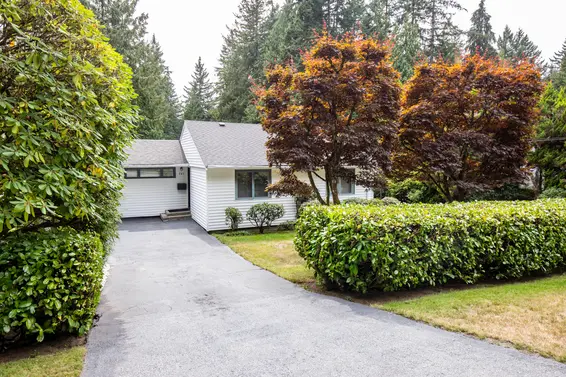 741 Wellington Drive, North Vancouver For Sale - image 13