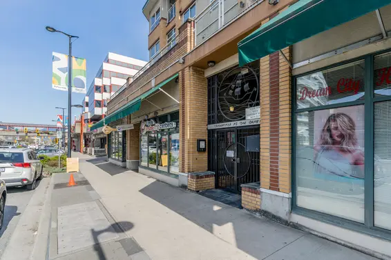 312 108 West Esplanade, North Vancouver For Sale - image 30