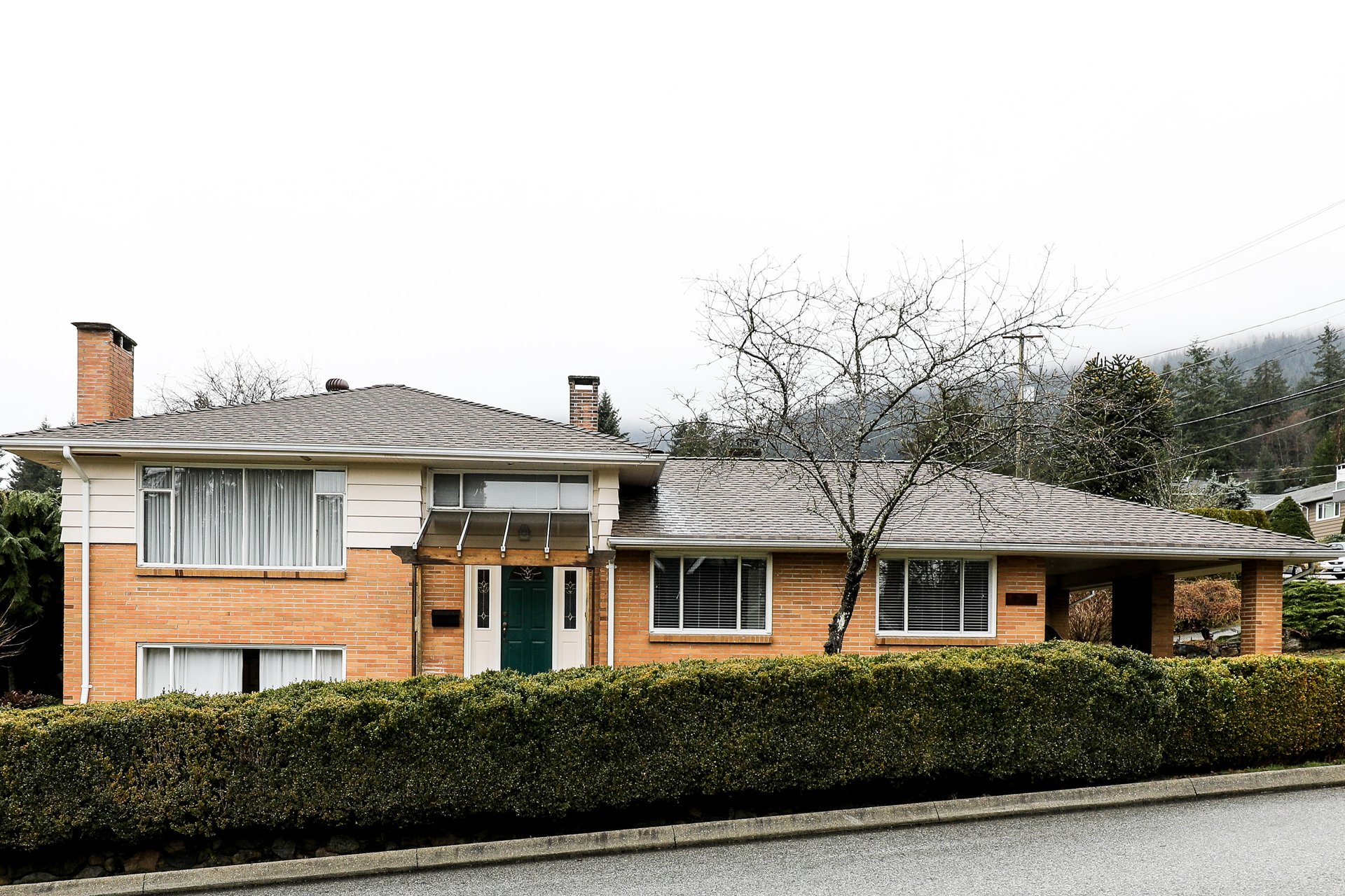 3715 Norwood Avenue, North Vancouver SOLD Price? Log In.